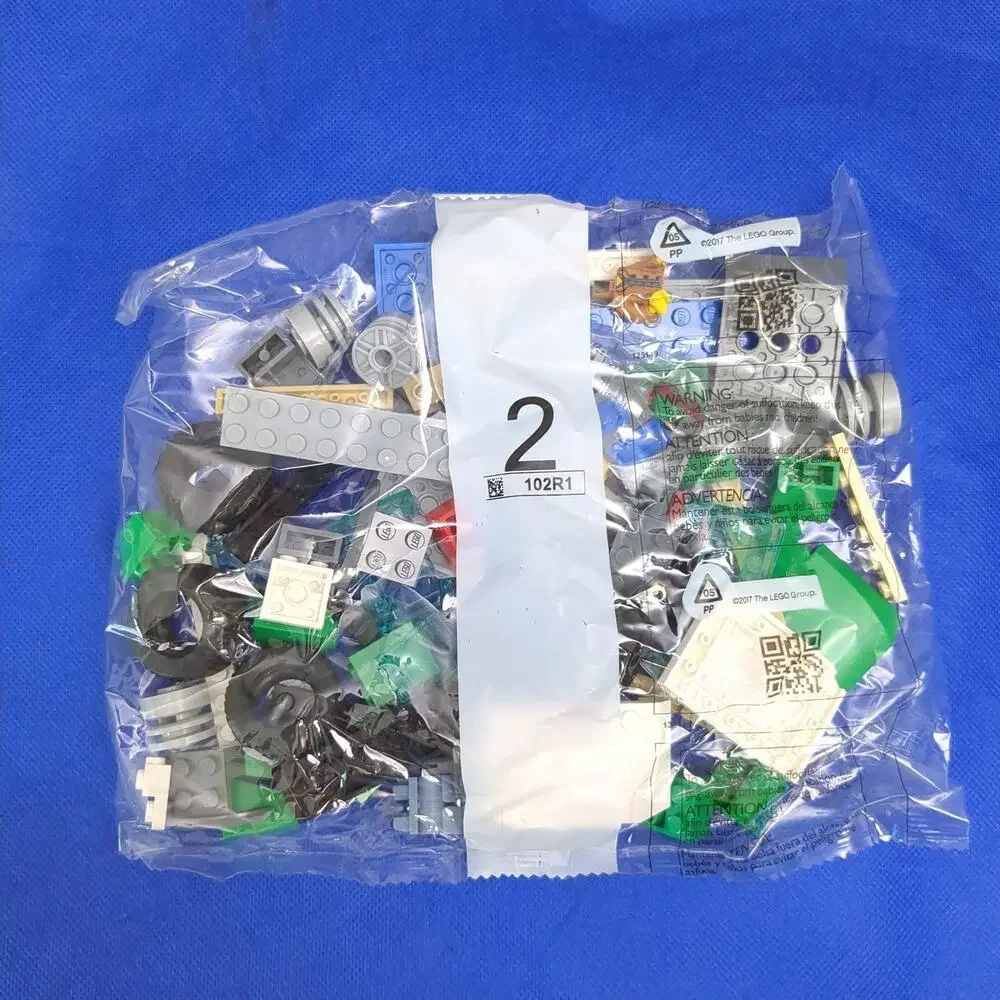 LEGO 60288 CITY Race Buggy Transporter Retired 99% Complete 2/3 Packages Sealed
